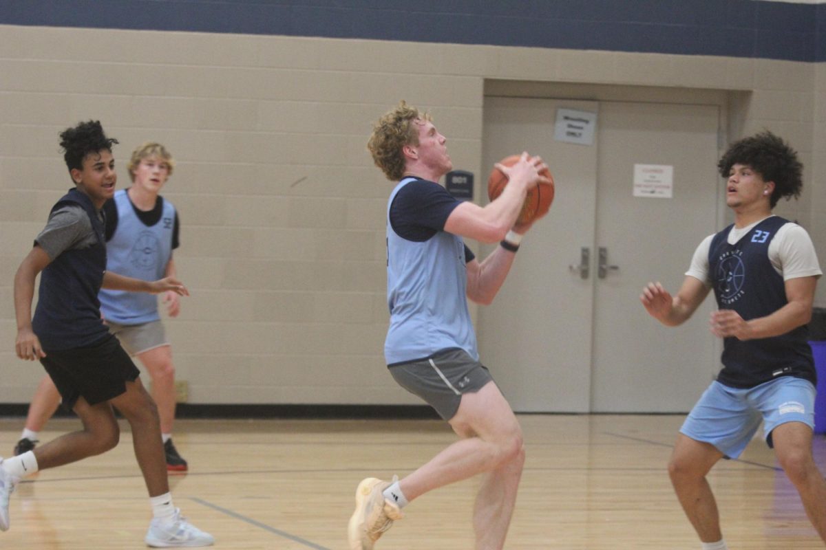 November 21 Basketball Practice Photos